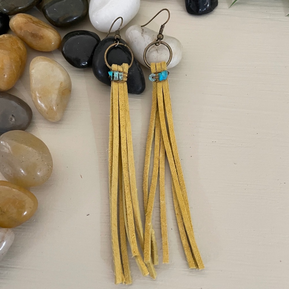 leather earrings
